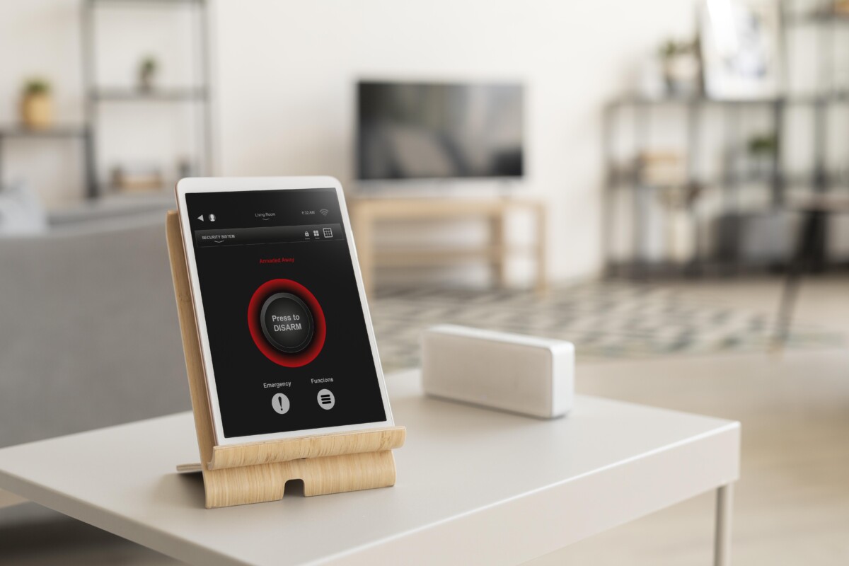 composition-tablet-with-home-automation-app