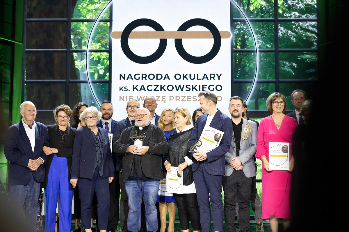 Laureat oraz Nominowani do Nagrody Okulary ks. Kaczkowskiego