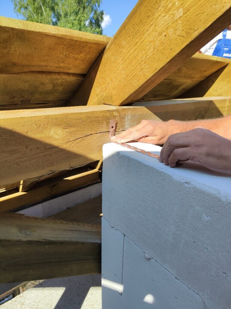 SOLBET- połączenie z konstrukcją