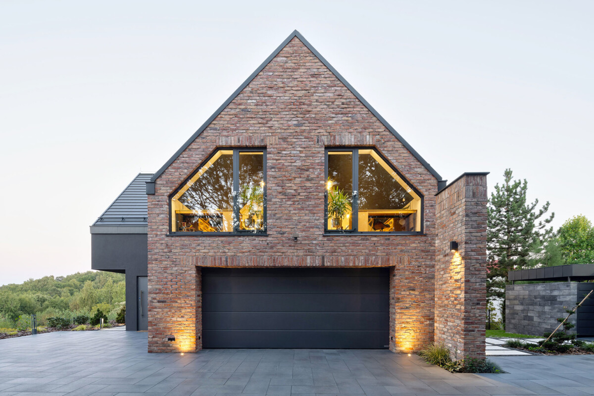 WISNIOWSKI-modna brama garazowa-bramy garazowe-2026